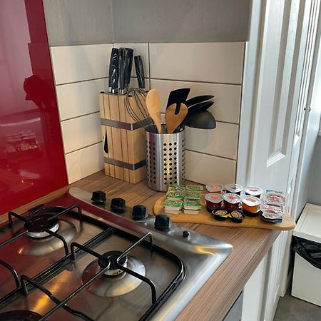 Top Floor 1 Bedroom Apartment With Views Over 伦敦 外观 照片