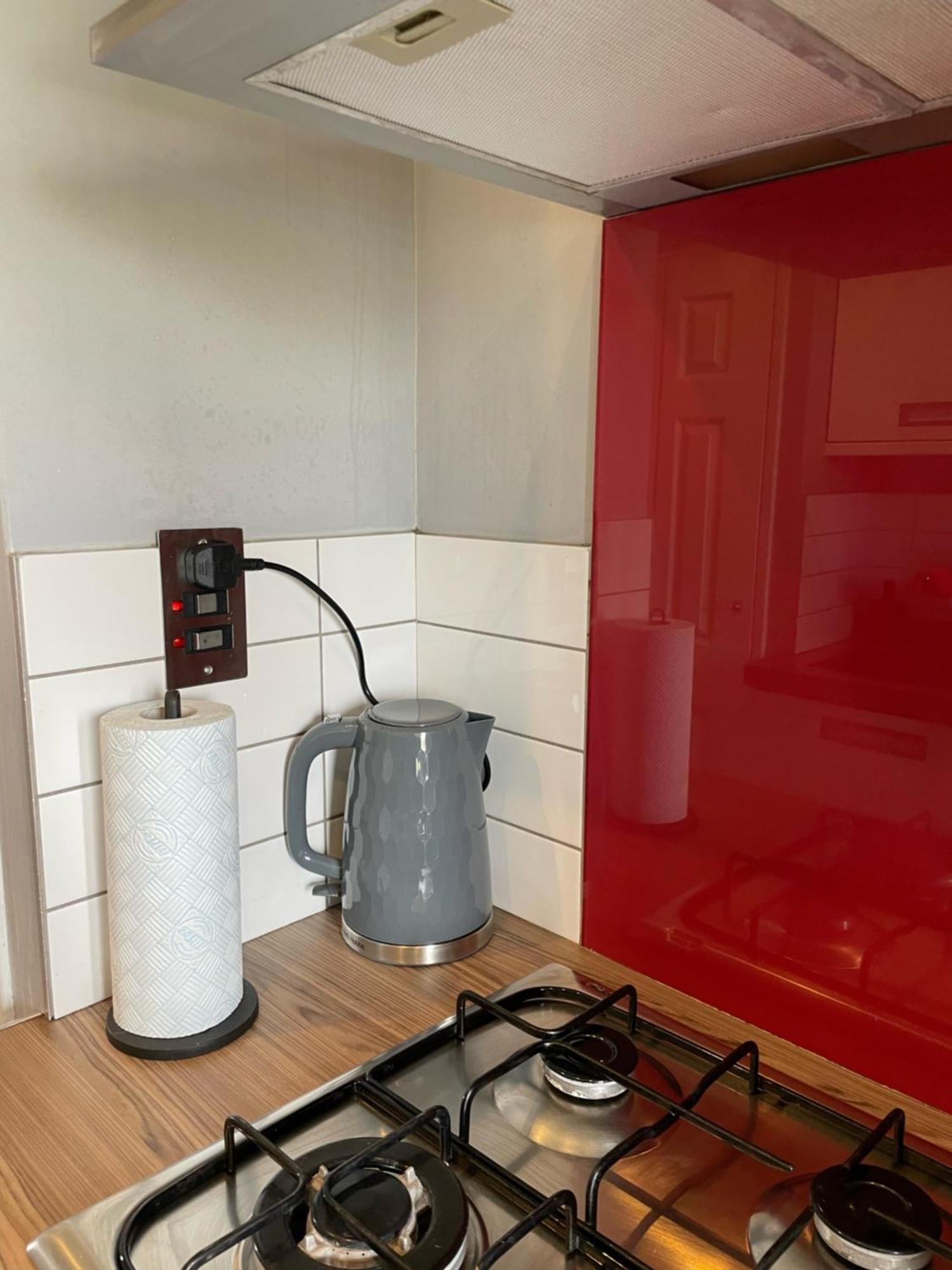 Top Floor 1 Bedroom Apartment With Views Over 伦敦 外观 照片